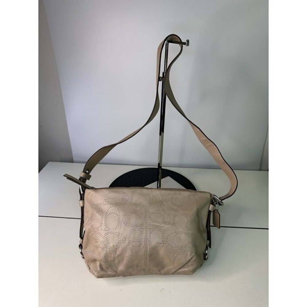 Authentic Coach F19257 Shoulder/Handbag Leather Purse